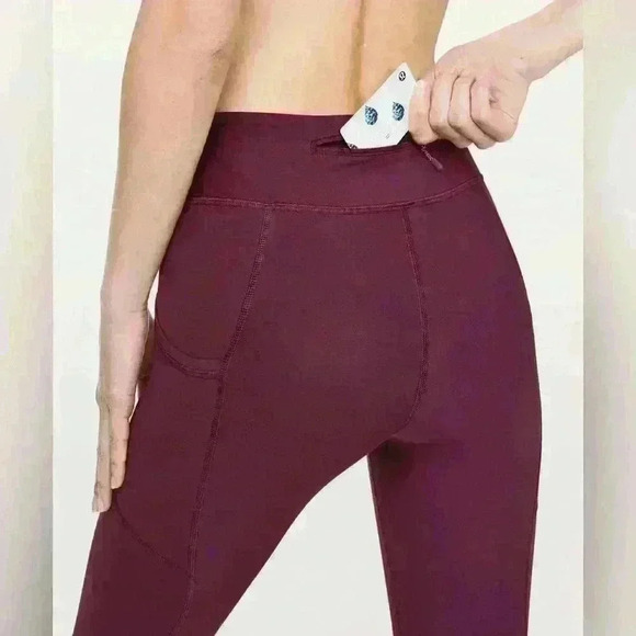 Lululemon Tight Stuff Tight II 25" size 4 like new condition 
Deep Ruby - Picture 6 of 16